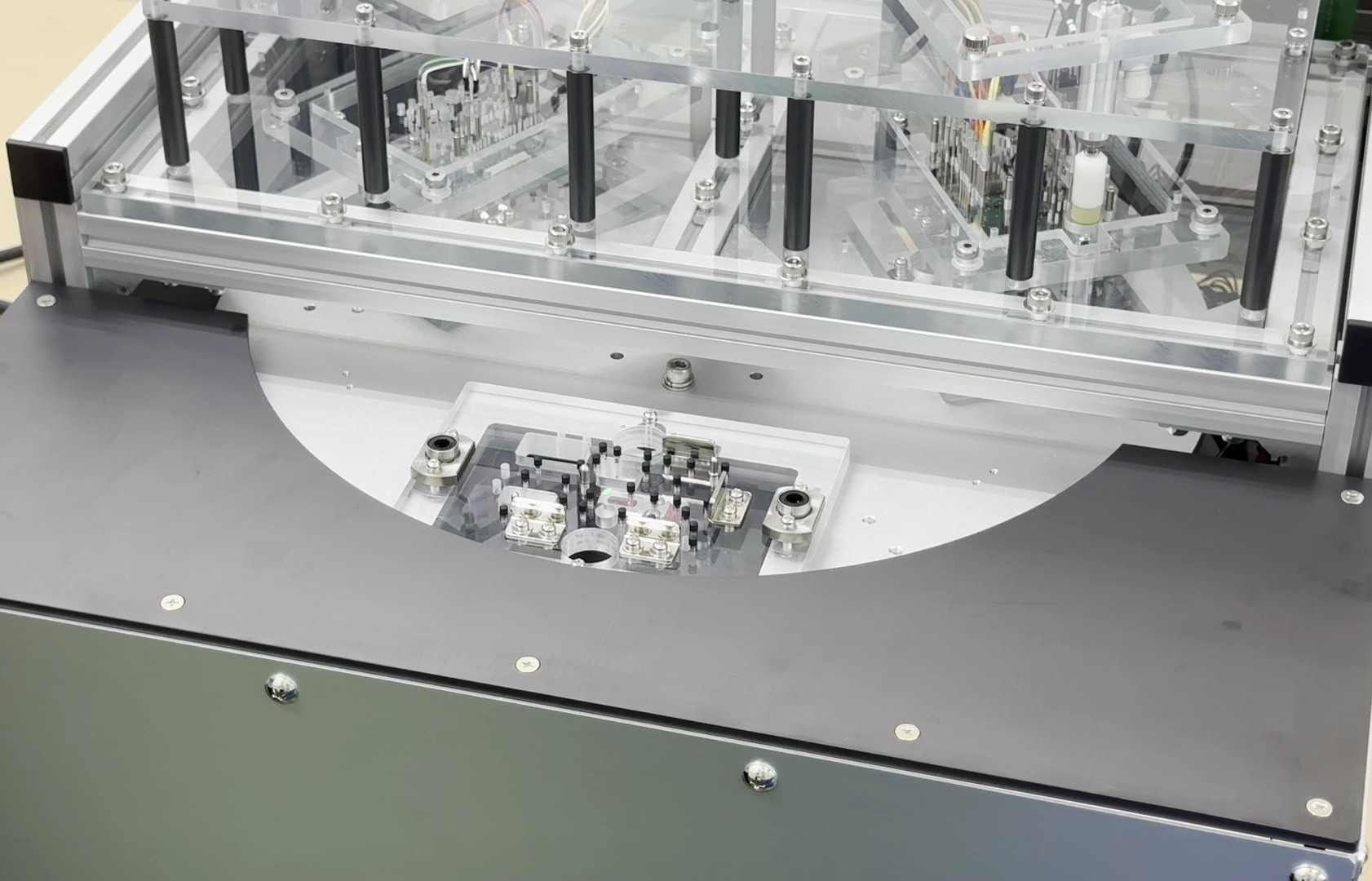 自動化対応インデックス方式基板プレス機